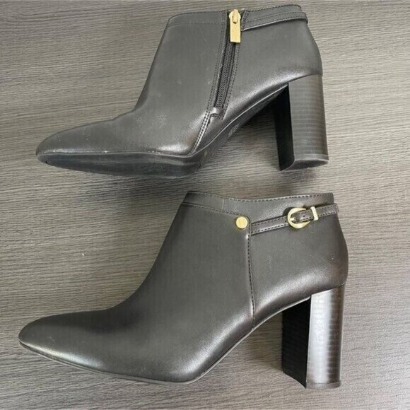 Vince Camuto Coorin Black Leather Ankle Boots 9.5 Gold Zip Block Heel Timeless - Picture 5 of 12